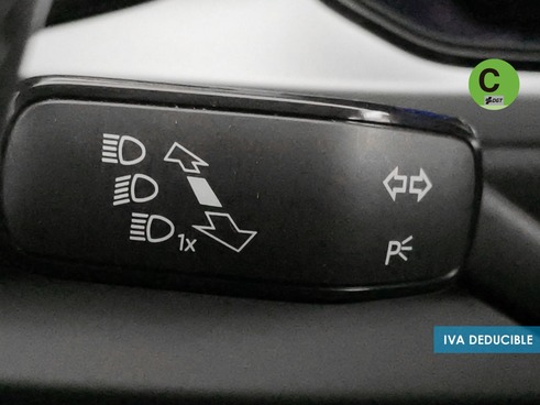 40543ad341c7ad9b85737cf1254c2d0f-1338 Volkswagen T-Roc Life 1.0 TSI 81 kW (110 CV) - 24