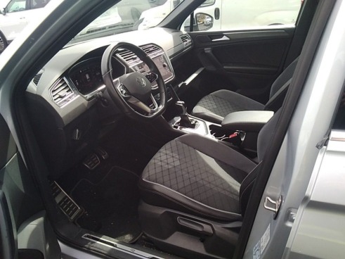 40543ad341c7ad9b85737cf1254c2d0f-2129 Volkswagen Tiguan R-line 2.0 Tdi 110kw (150cv) Dsg - 7