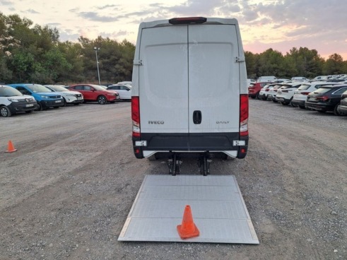 40543ad341c7ad9b85737cf1254c2d0f-2318 Iveco Daily 35s 18h V 3520l/h2 12 M3 - 6