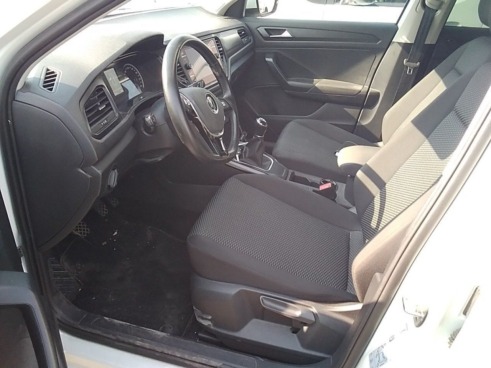 40543ad341c7ad9b85737cf1254c2d0f-2481 Volkswagen T-roc Edition 2.0 Tdi 85kw (115cv) - 7