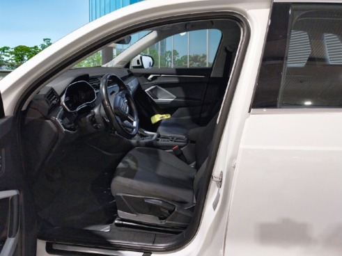 40543ad341c7ad9b85737cf1254c2d0f-879 Audi Q3 Advanced 35 Tdi 110kw (150cv) S Tronic - 7