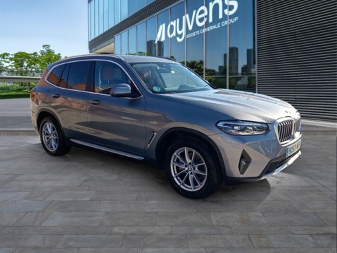 40543ad341c7ad9b85737cf1254c2d0f-3973 Bmw X3 Sdrive18d Xline - 3
