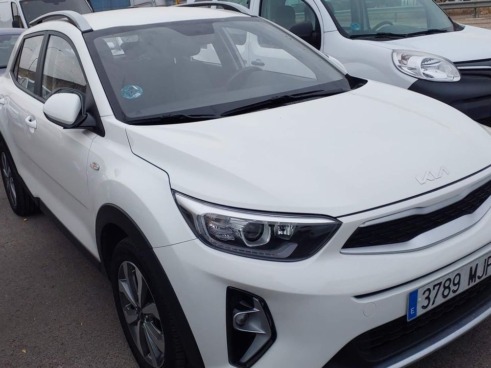 40543ad341c7ad9b85737cf1254c2d0f-4039 Kia Stonic 1.2 Dpi 62kw (84cv) Concept - 4