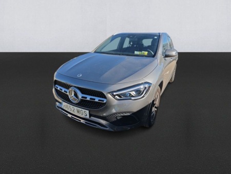 40543ad341c7ad9b85737cf1254c2d0f-4068 Mercedes GLA GLA 200 D