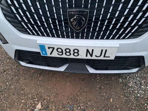 40543ad341c7ad9b85737cf1254c2d0f-4107 Peugeot 2008 Allure Puretech 100 S&s 6 Vel. Man - 8