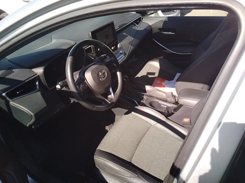 40543ad341c7ad9b85737cf1254c2d0f-4221 Toyota Corolla 2.0 180h Style E-cvt - 7