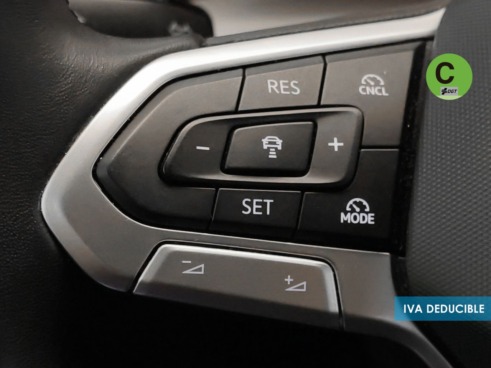 40543ad341c7ad9b85737cf1254c2d0f-4997 Volkswagen Golf Más 1.5 TSI 85 kW (116 CV) - 21
