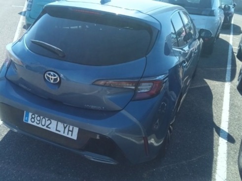 40543ad341c7ad9b85737cf1254c2d0f-5315 Toyota Corolla 2.0 180h Style E-cvt - 4