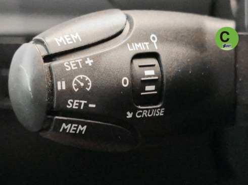 40543ad341c7ad9b85737cf1254c2d0f-6343 Citroën C3 Origin PureTech 83 S&S Plus 61 kW (83 CV) - 22