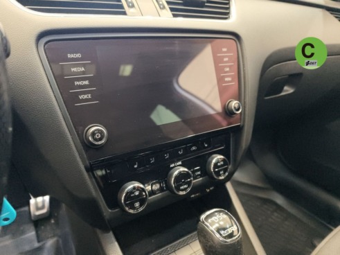 Skoda Octavia 2.0 TDI RS 135 kW (184 CV) DSG - 14