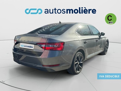 40543ad341c7ad9b85737cf1254c2d0f-8174 Skoda Superb 2.0 TDI Ambition DSG 110 kW (150 CV) - 2