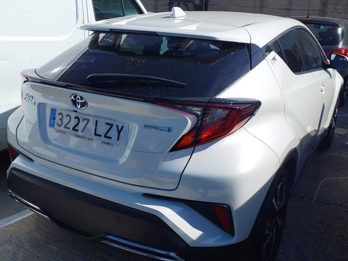 357a3df4-1095-9eee-5535-b9f7e78979c9 Toyota C-hr 2.0 180h Advance - 3