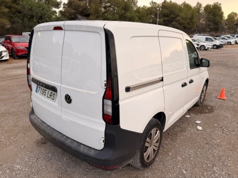 d7bbcee3-85aa-f983-0ba7-46729c021d5c Volkswagen Caddy Cargo 2.0 Tdi 75kw (102cv) - 5