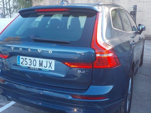 f2dfba63-2736-ec75-5b18-701753fa54dc Volvo Xc60 2.0 B4 D Awd Core Auto - 3