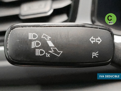 7d419e74-d0f9-952d-cc5e-3c2f05856759 Volkswagen T-Roc Life 2.0 TDI 110 kW (150 CV) DSG - 17