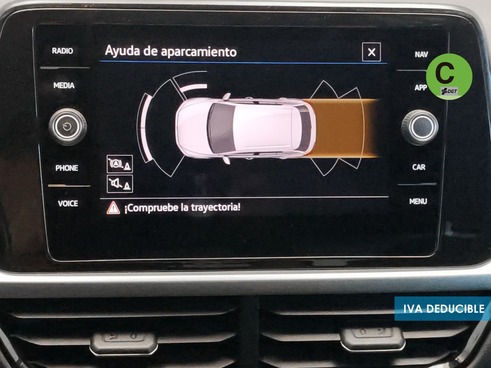 2fec49e4-fdb5-d410-c966-457c50c8274f Volkswagen T-Roc Life 2.0 TDI 110 kW (150 CV) DSG - 19